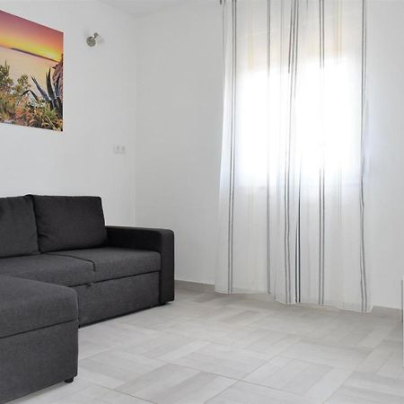Apartment Meryl Mravince Exteriér fotografie