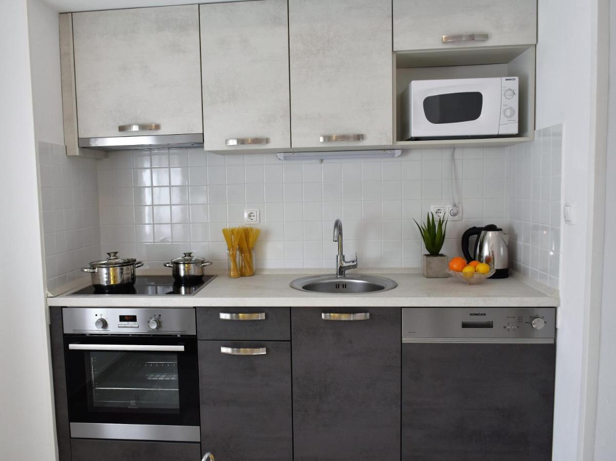 Apartment Meryl Mravince Exteriér fotografie